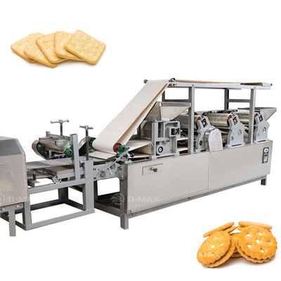 Machine voor de continue verwerking van biscuits en biscuitscrackers voor de productie van zachte biscuits